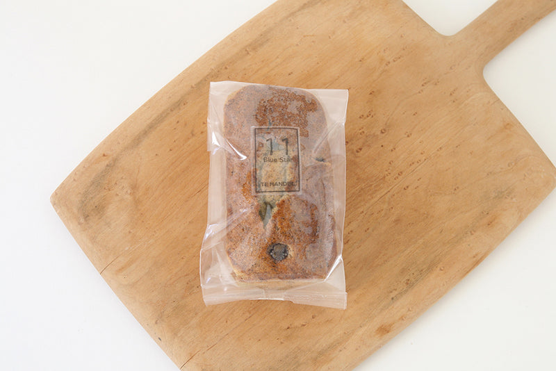 Blue Star pound cake ホール